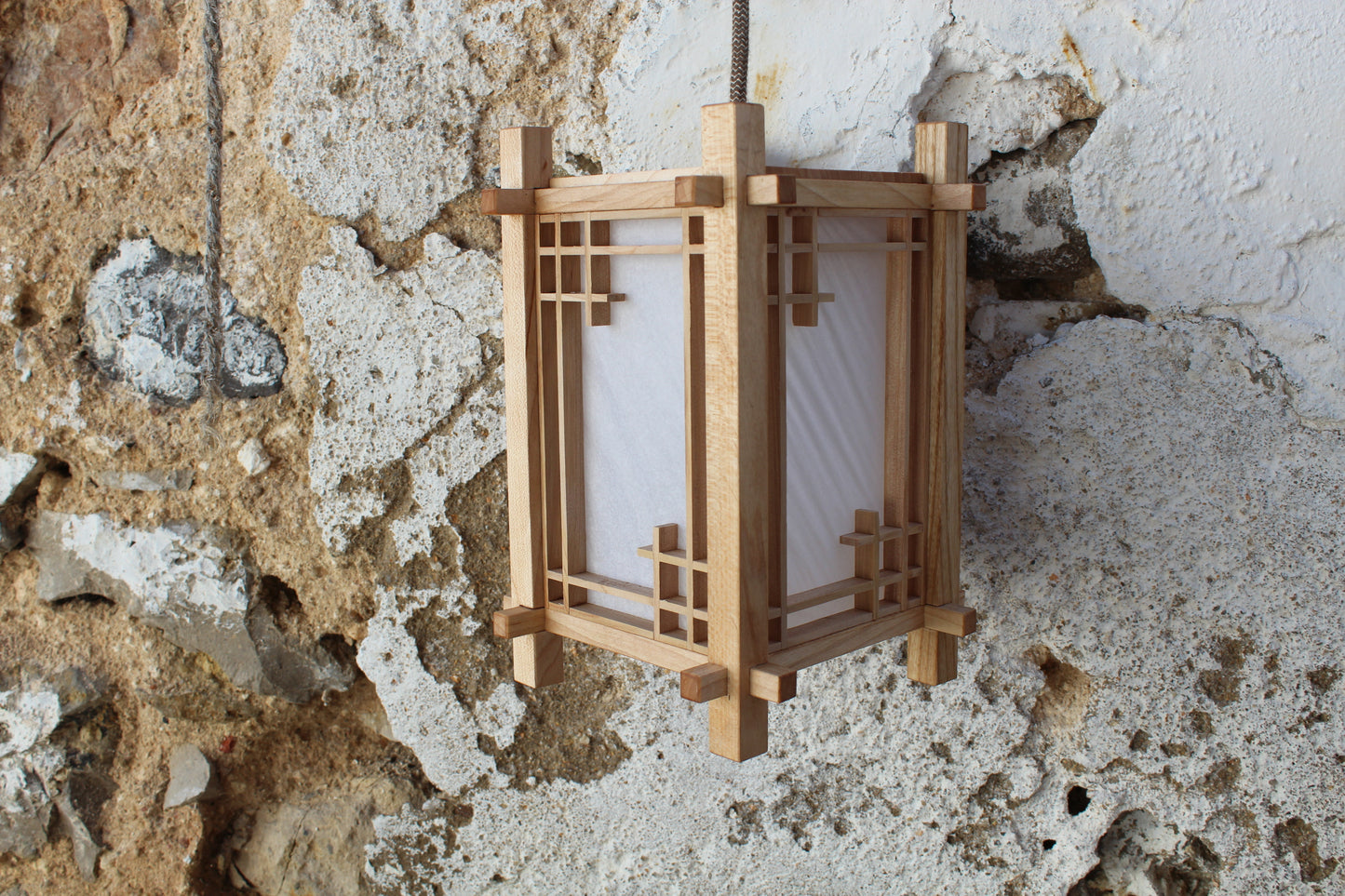 "kumiko" lamp